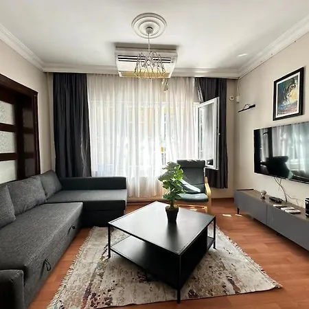 Spatious Modern 4br, 4acs, 3 Min Walk From Taksim Istanbul