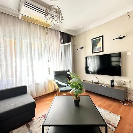 New Comfy Flat, 4br, 4acs, Taksim * Istambul