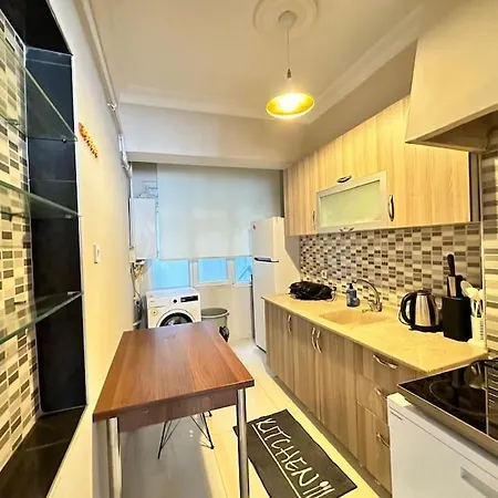 New Comfy Flat, 4br, 4acs, Taksim Appartement Istambul