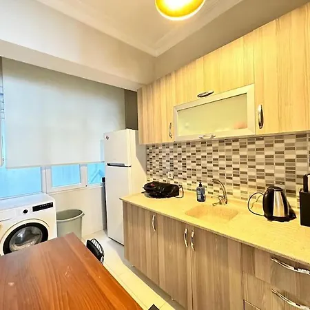 Spatious Modern 4br, 4acs, 3 Min Walk From Taksim