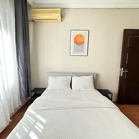 Spatious Modern 4br, 4acs, 3 Min Walk From Taksim İstanbul
