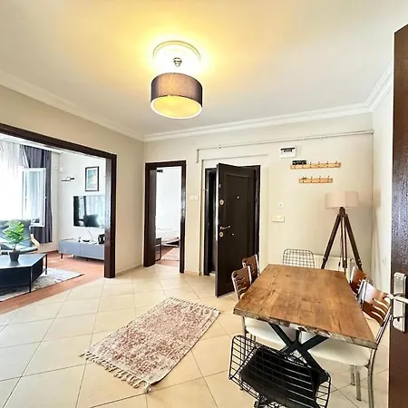 Spatious Modern 4br, 4acs, 3 Min Walk From Taksim * İstanbul